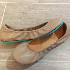 Tieks Tan Flats